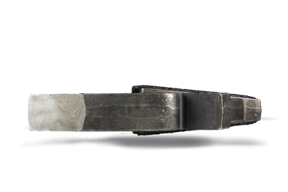 HRT® przeciwnóż pasujący do szybkoobrotowych rozdrabniaczy Doppstadt i Terex (pasujący do starego typu AK i TBGseries) z WearShield® wokół krawędzi